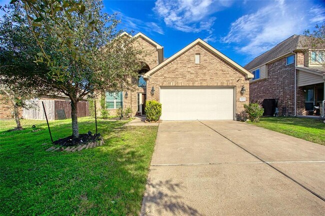 Foto del edificio - 6523 Point Hollow Ln