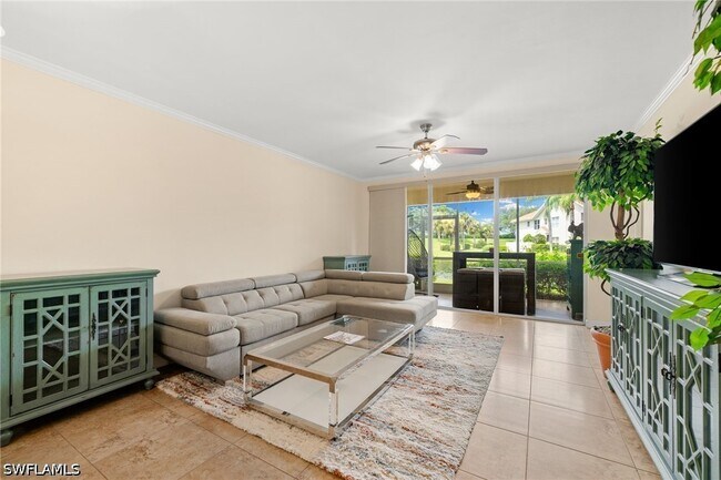 Foto del edificio - 5045 Cedar Springs Dr