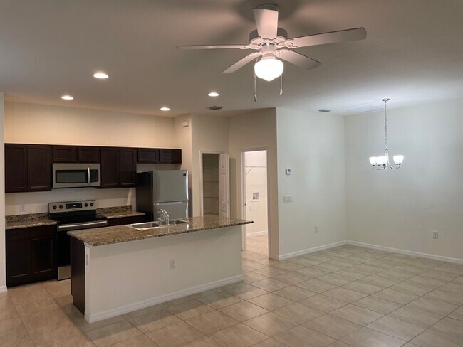 Foto del edificio - NW Cape Coral Single Family Home