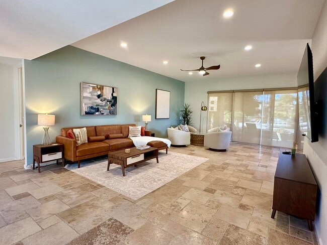 Foto del edificio - 76705 Sandpiper Dr