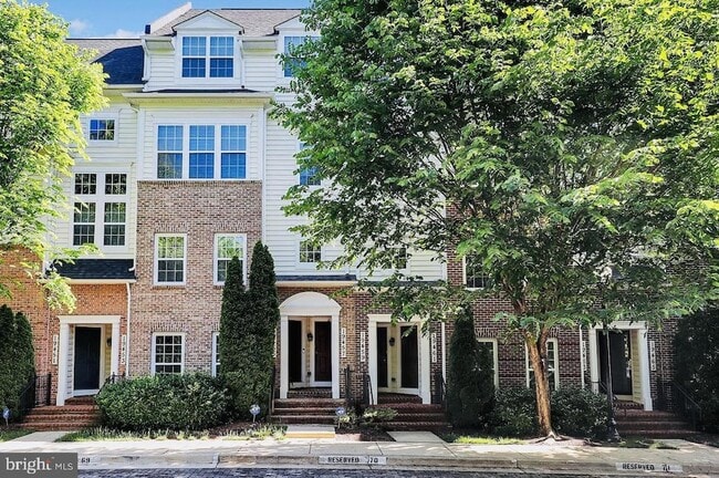 Photo - 19461 Dover Cliffs Cir Townhome