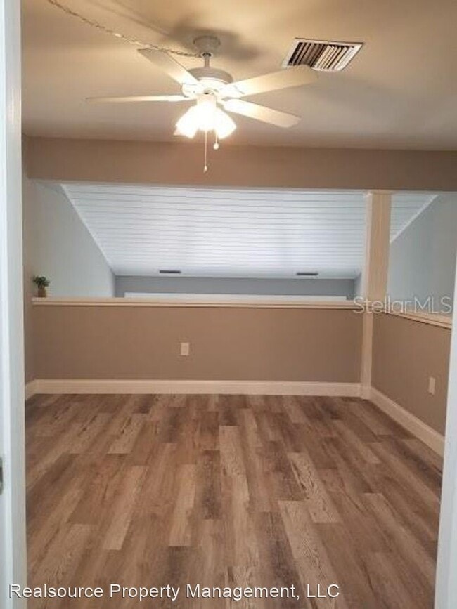 Building Photo - 1 br, 1.5 bath House - 5101 Eaglesmere Dri...