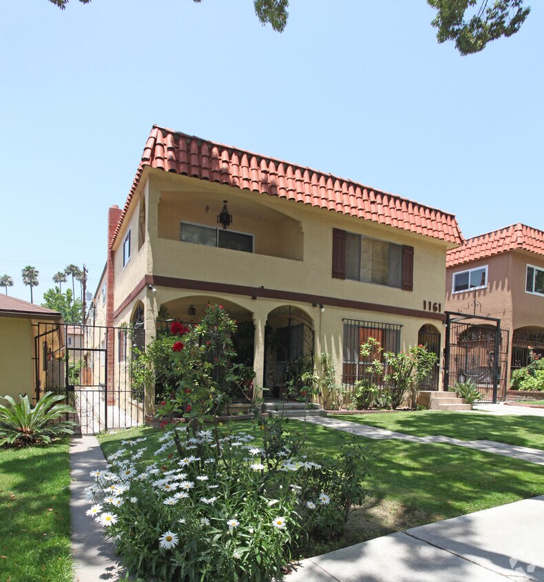 Foto del edificio - 1161 Winchester Ave