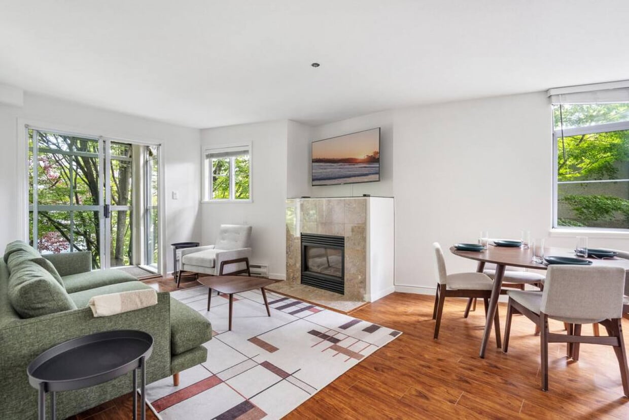 Photo principale - 1126 W 11th Ave