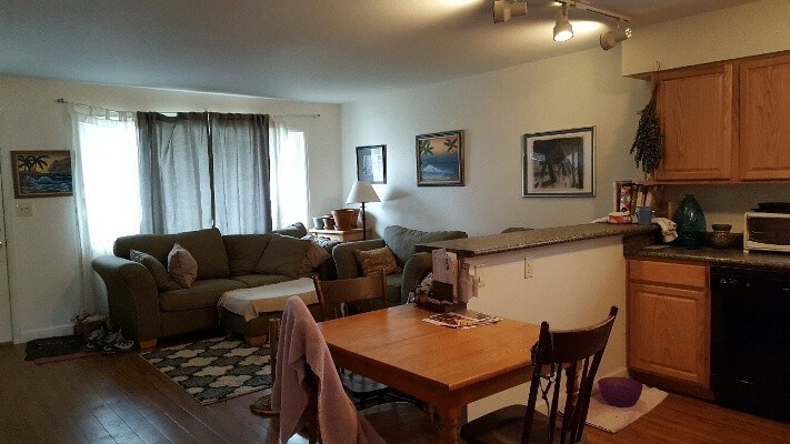 Foto principal - 1630 Larch St