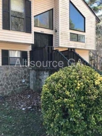 Primary Photo - 6865 Earlhurst Rd