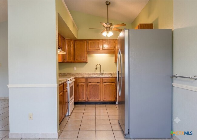 Foto del edificio - 2404 Fieldstone Dr
