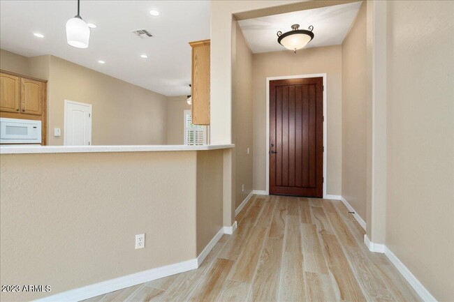 Building Photo - 12839 W La Vina Dr