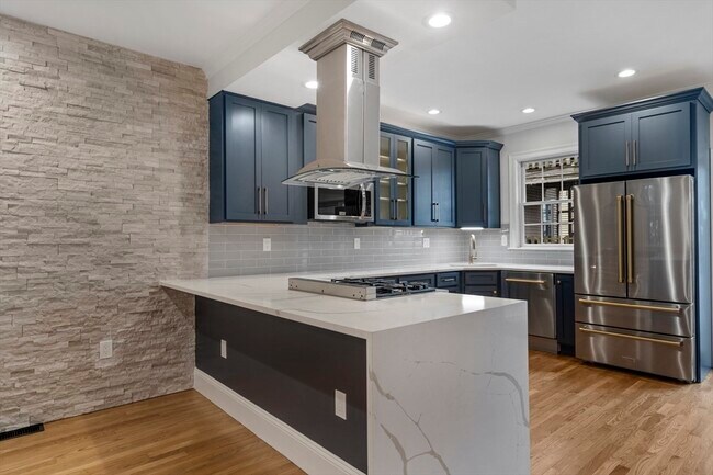 Foto del edificio - 602 E 3rd St