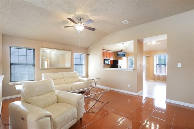 Foto del edificio - 4721 Sea Ridge Dr