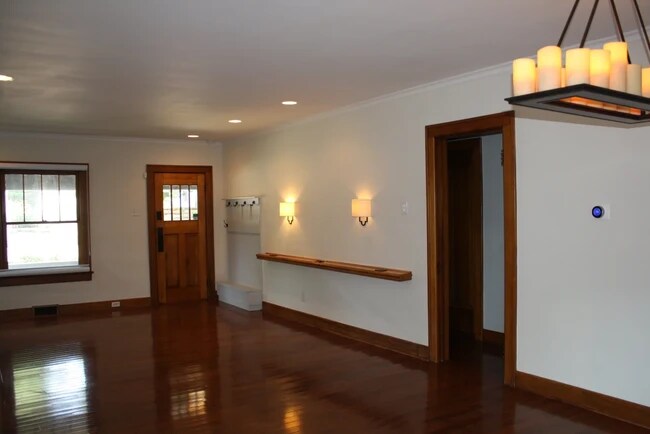 Foto del edificio - 810 E 1st St