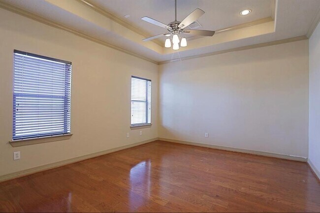 Building Photo - 1607 Bass St