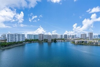 Building Photo - 18081 Biscayne Blvd