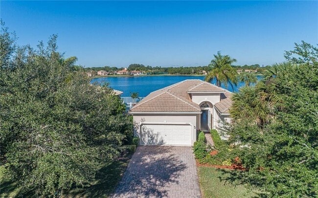 Building Photo - 6112 Santa Margarito Dr