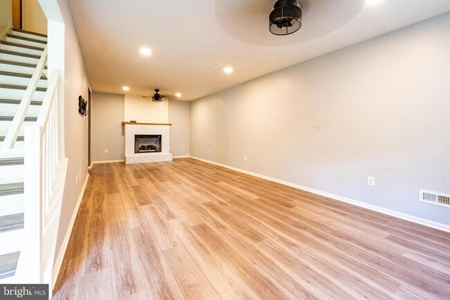Building Photo - 1208 Delancey Way