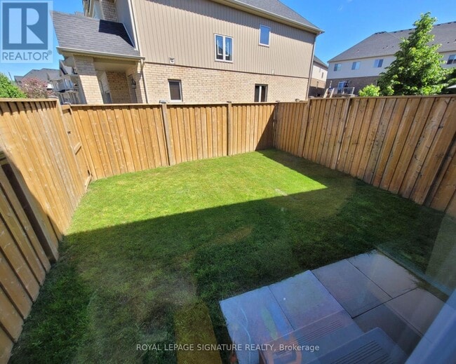 Building Photo - 78 Pettitt Dr