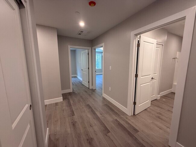 Foto del edificio - 251 Sladen St