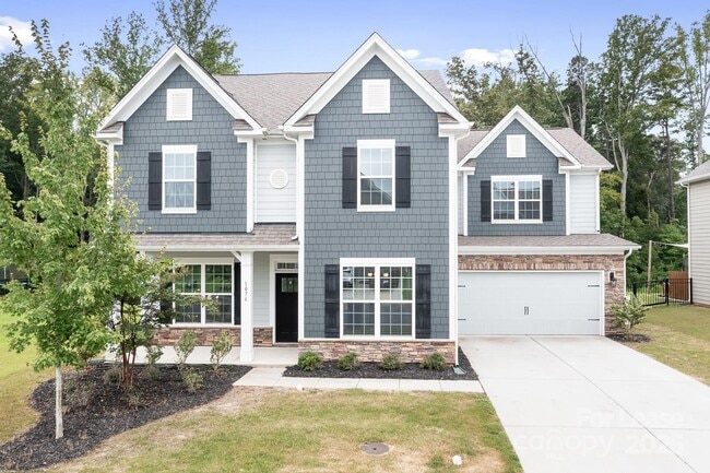 Building Photo - 1076 Thoroughbred Dr.