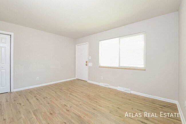 Foto del edificio - 1447 W Byers Pl