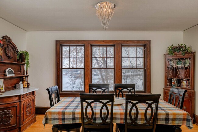 Foto del edificio - 301 W Wisconsin Ave