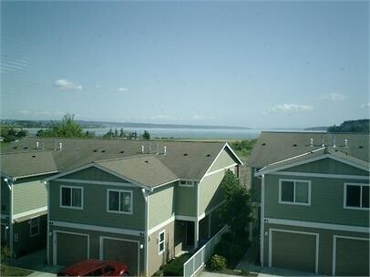 Foto del edificio - ***PENDING APPLICATION***Classy 2 Bedroom 2.5 Bathroom Condo with Garage and Multiple Balconies! ...