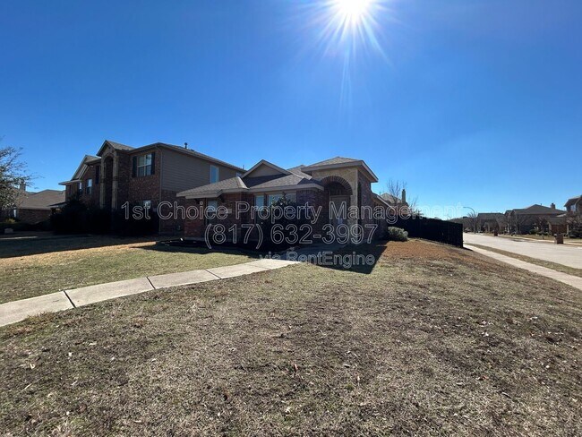 Foto del edificio - 5865 Fir Tree Ln