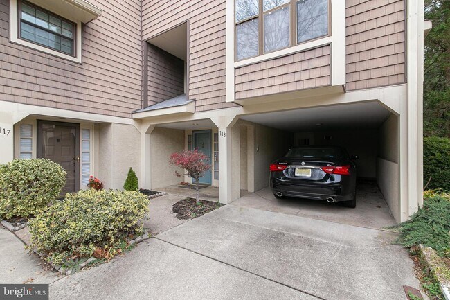 Foto del edificio - 118 Kings Croft Dr