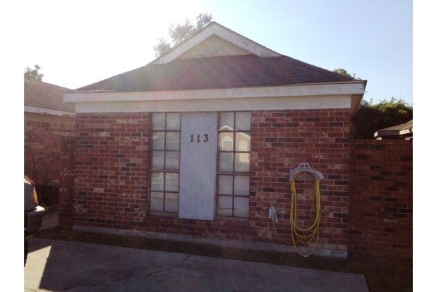 Building Photo - 107-115 Cane Field Dr