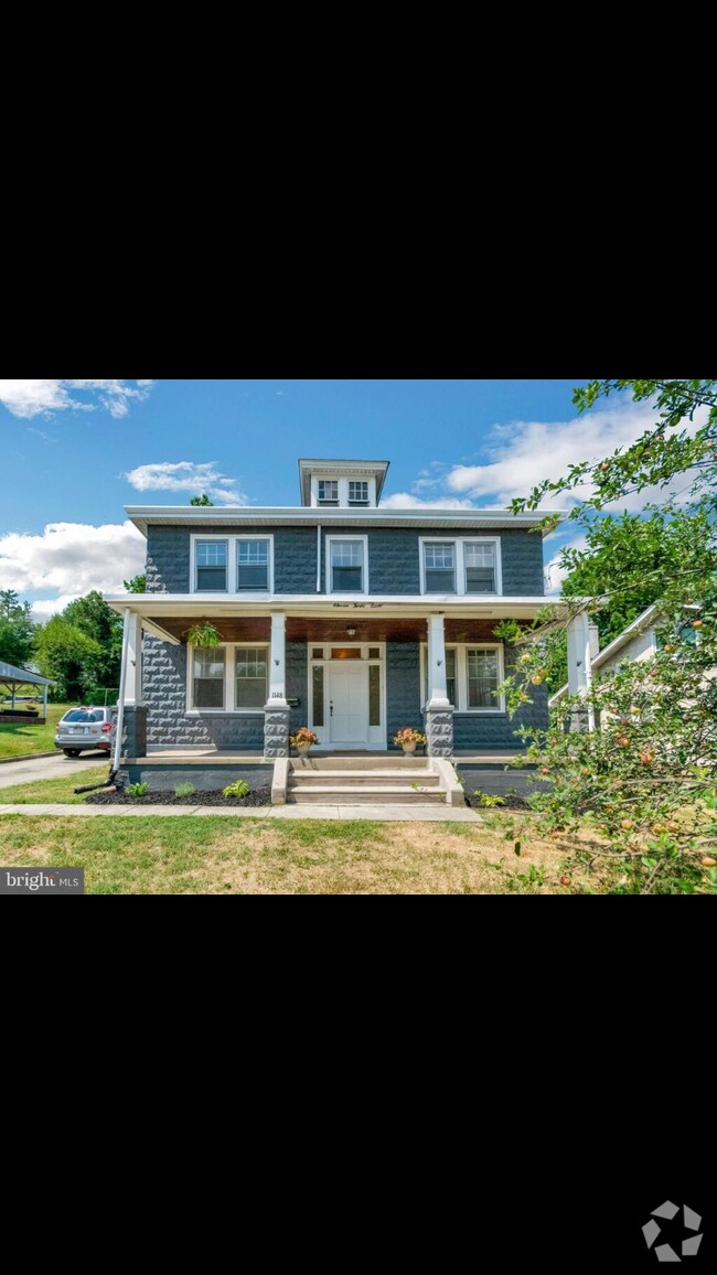 Main LineMontgomery Senior Living Apartments for Rent Villanova, PA