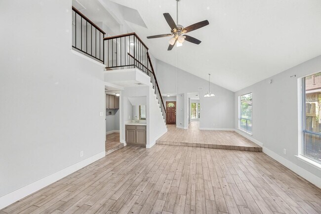 Foto del edificio - 11722 Plumpoint Dr