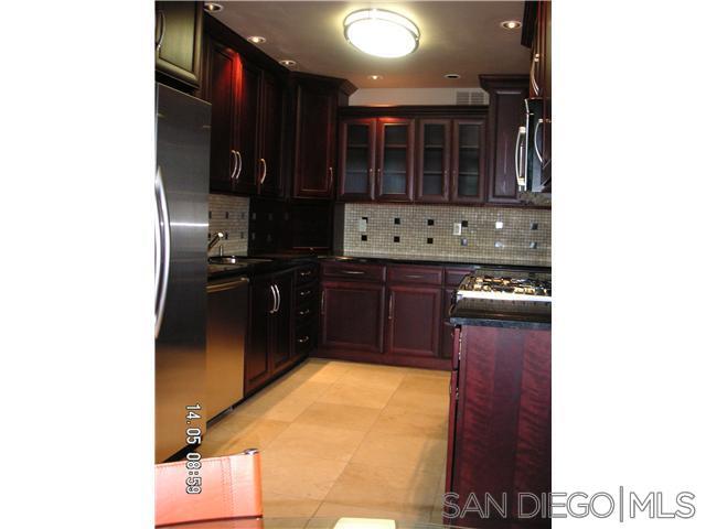 Building Photo - 3920 Riviera Dr