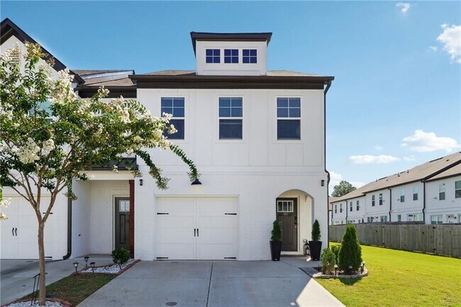 Foto del edificio - 162 Auburn Run Ln