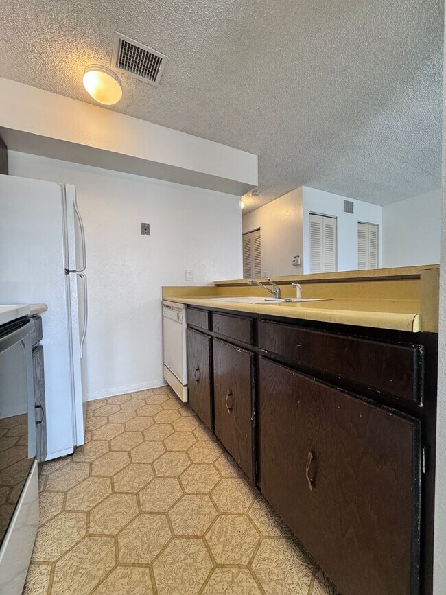 Foto del edificio - Cozy 1 bedroom Condo