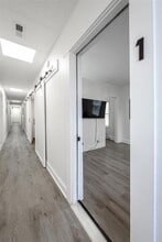 Building Photo - 62 S Main St