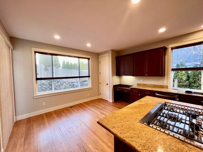 Foto del edificio - Spacious Mukilteo Home