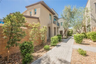 Building Photo - 11262 Cactus Tower Ave