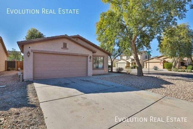 Building Photo - 1561 Maddison Cir