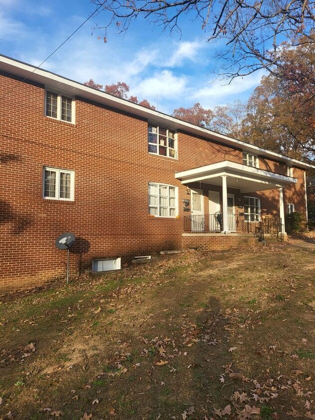 Primary Photo - Large Apartment in Albemarle, NC