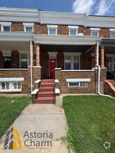 Building Photo - 2756 Pelham Ave