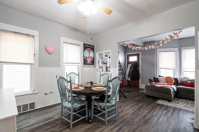 Building Photo - Bartlett Lower steps to campus