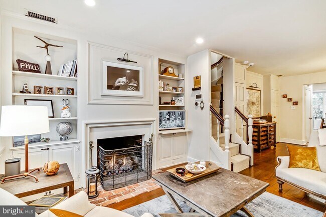 Building Photo - 128 Delancey St