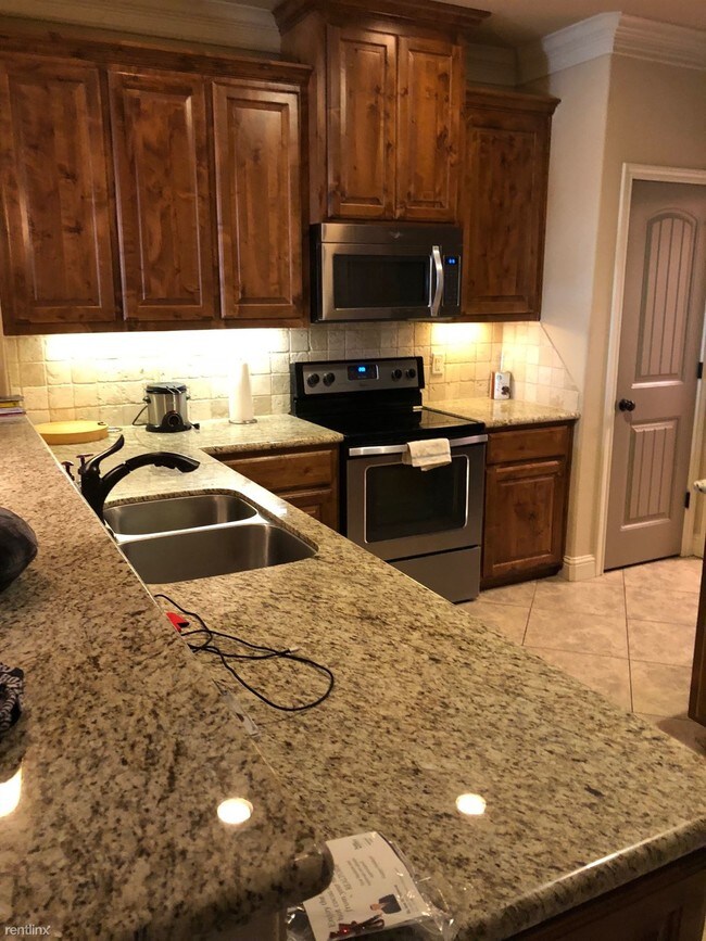 Foto del edificio - 3 br, 3 bath Townhome - Summit Crossing