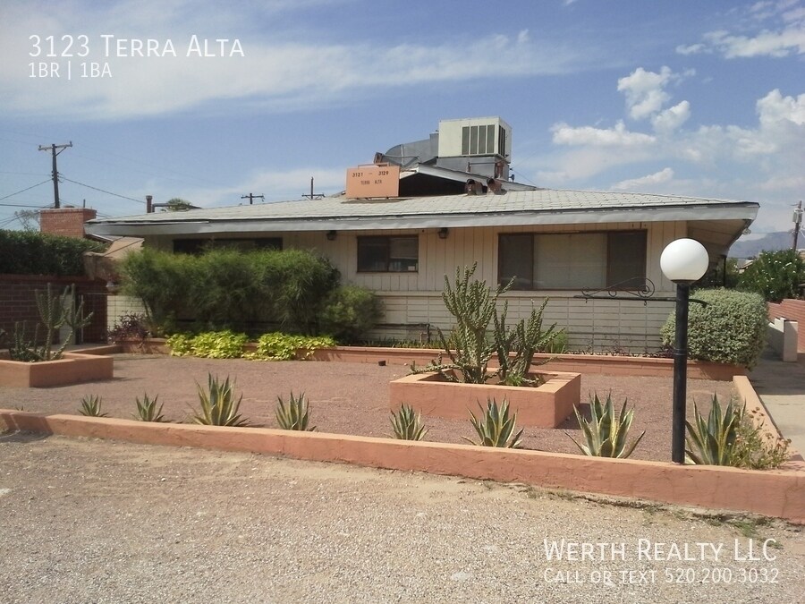 Foto principal - Historic Sam Hughes Community! Brand new w...