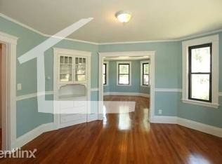 Foto del edificio - 508 Heath St