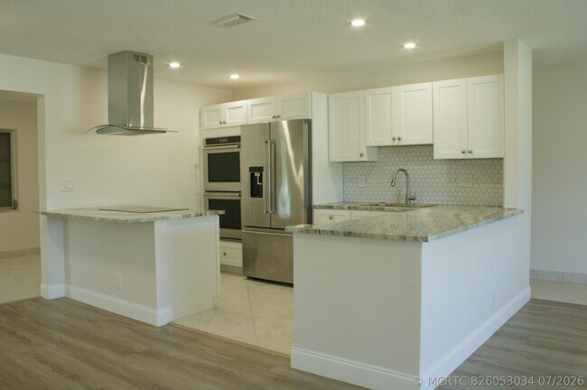 Building Photo - 14243 El Clavel Way