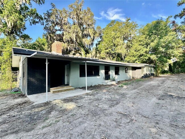 Building Photo - 12104 NW US Hwy 441