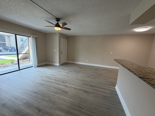 Building Photo - ANNUAL RENTAL - 1 BED / 1 BATH CONDO AT MYSTIC GARDENS