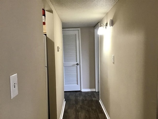 Building Photo - 4523 Judith Lane Unit 2