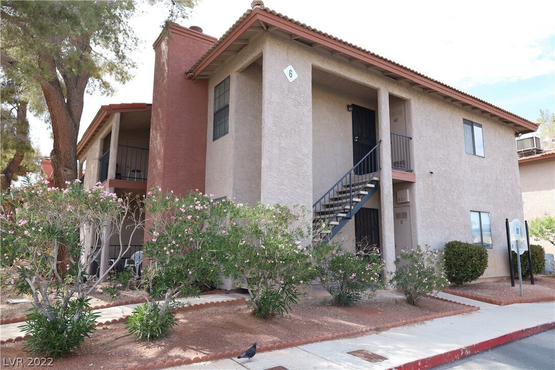5576 W Rochelle Ave Unit 5B, Las Vegas, NV 89103 Condo for Rent in