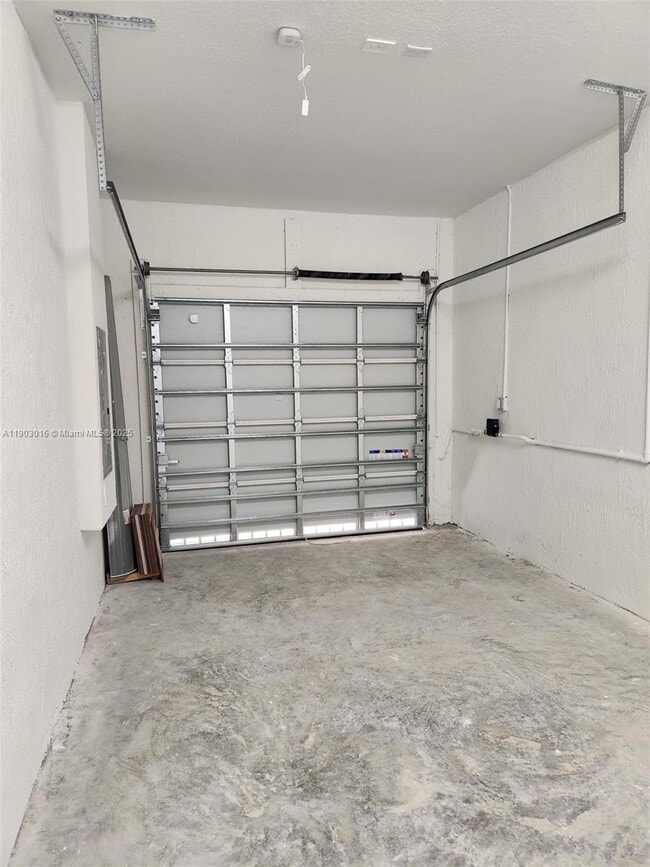 Building Photo - 13071 SW 232nd Ln